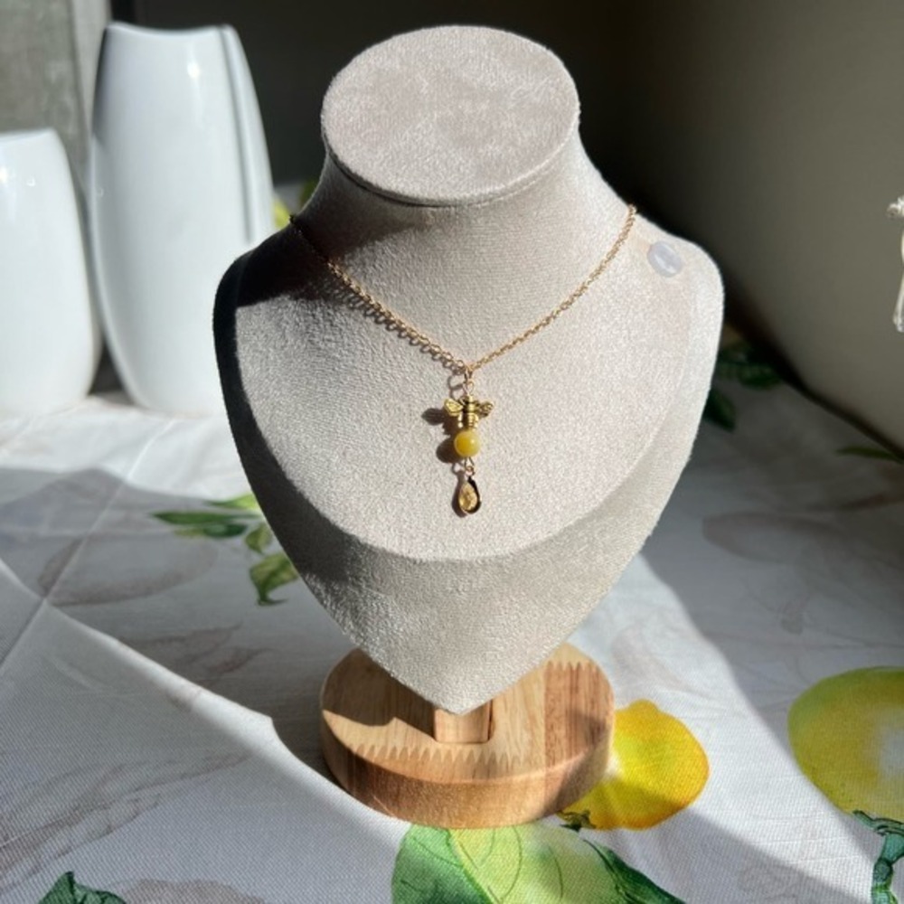 Bee Necklace, Citrine Necklace, Honey Amber Yellow Jade, Teardrop Fun Necklace